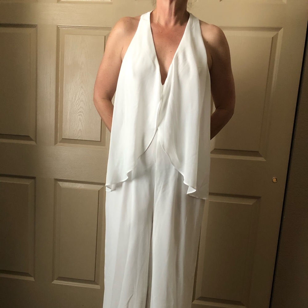 White Venus jumper~CLOSEOUT